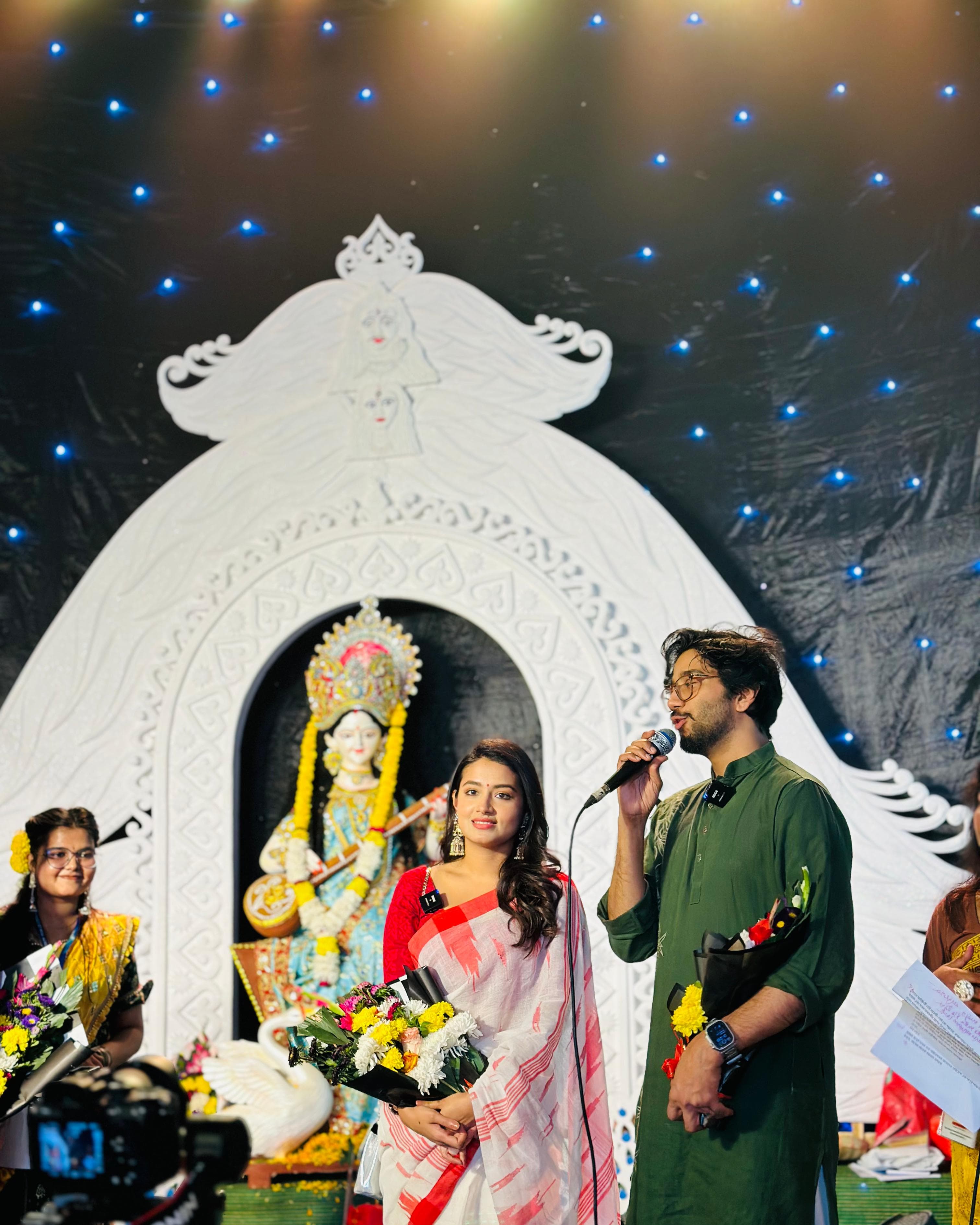 পনেরোটি বসন্ত, পনেরোটি অঞ্জলি